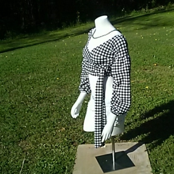 𝅺NWT - Boohoo- Tina Gingham Wrap Crop Top - Picture 7 of 11